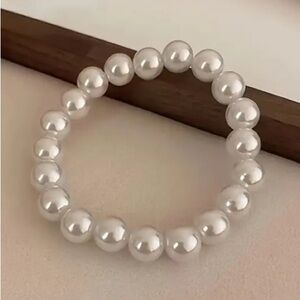 Exquisitely Yellow Freshwater Pearl Bracelet